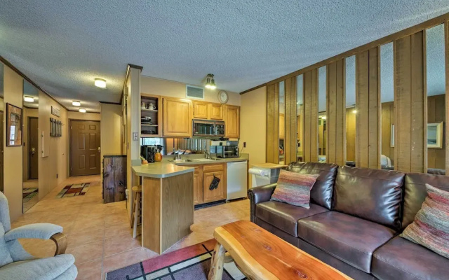 Cozy Ruidoso Condo by Grindstone Lake + Skiing!