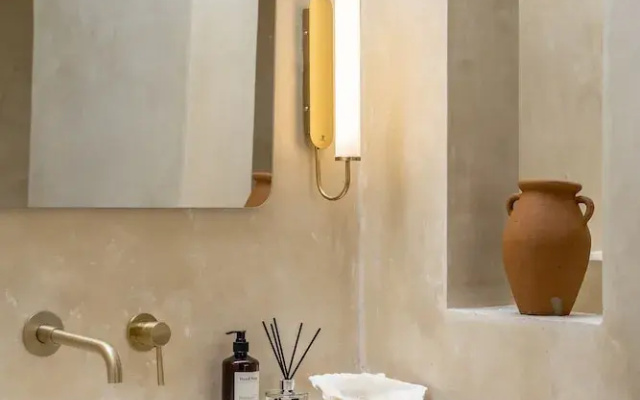 Luxe & Unique Honeymoon Bocami Suites-1 By OriVista