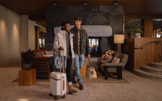 Otter Hotel