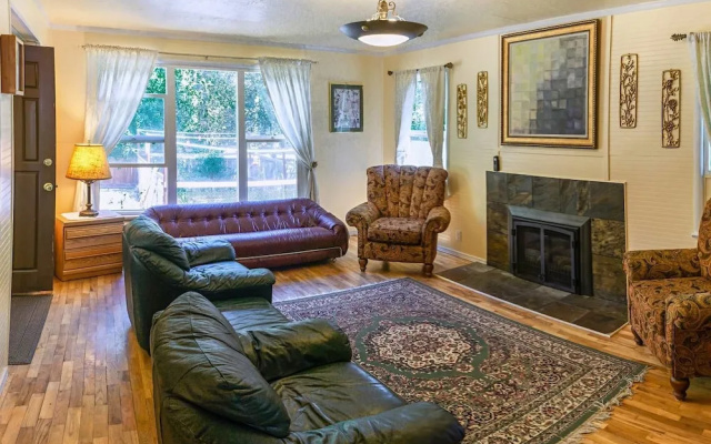 Madi's Place ~ Guest House