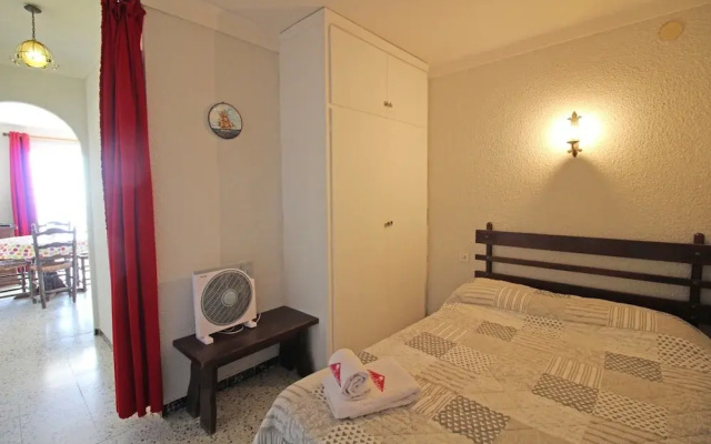 Studio in Empuriabrava With Sea Views