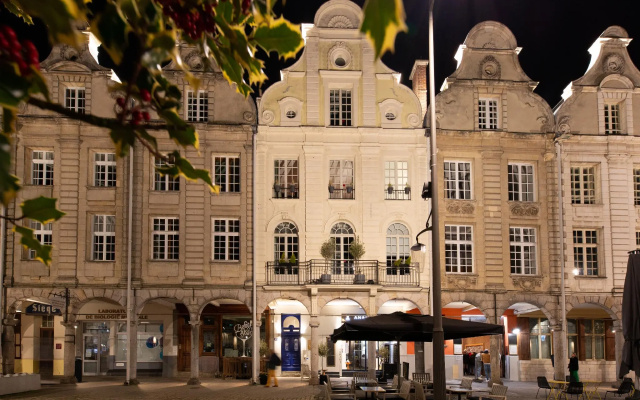 hotelImage