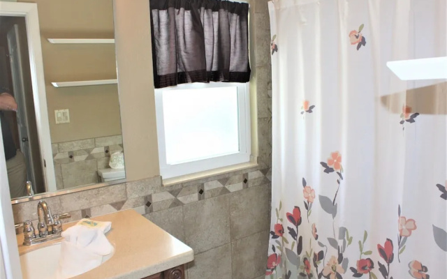 Jamaica Royale PH5 - 2 Br Townhouse