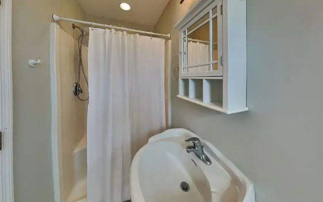 Shore Therapy by Topsail Realty