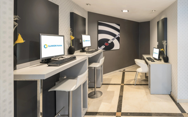 Hotel Ilunion Aqua 4