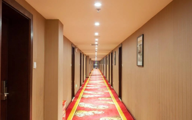Freedom Business Hotel Yichang Wanda Plaza