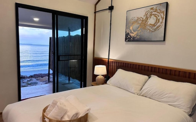 The Hi Ocean