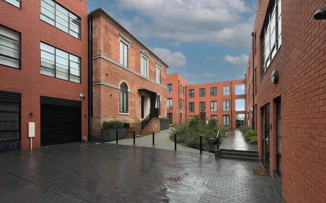 1 Bed Flat - Sleeps 4 - Pets - Parking - Wifi