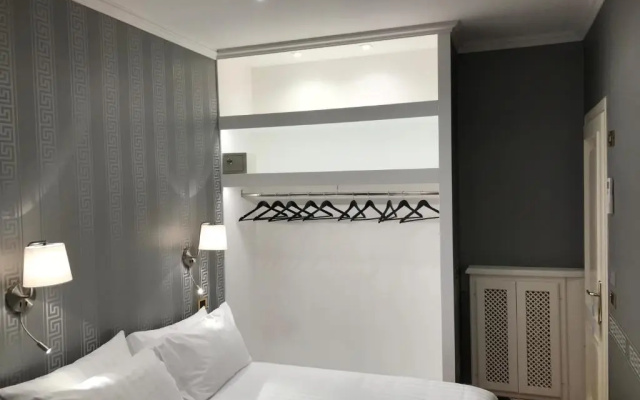 Magis Ac Magis Bedrooms Versilia
