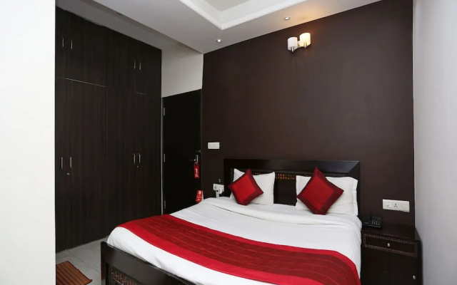 OYO 16410 Hotel Retreet