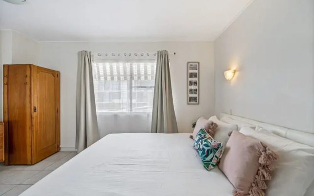 Great Location 1-bed With Pool