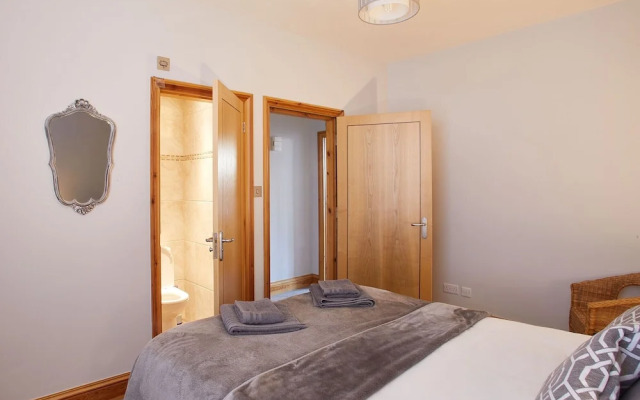 Sandpiper Apartment