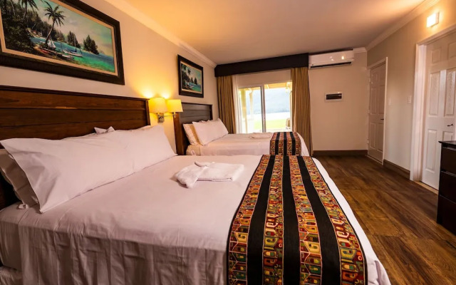 Bella Terra Laguna Azul Resort & Spa