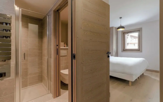 Luxurious 4-room Apartment With Swimming Pool, Gym, spa and Parking