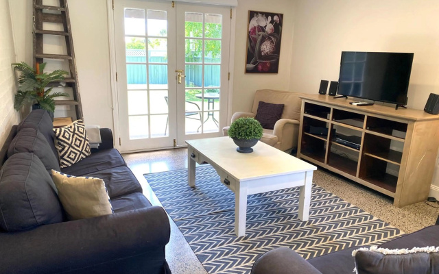 Yourstay Group The Edward Townhouses 151 and 153