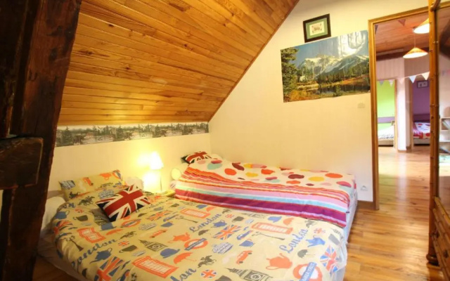 Gîte Cette-Eygun, 5 pièces, 10 personnes - FR-1-384-753