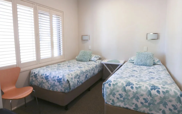 Country Apartments