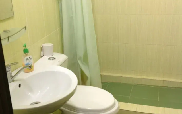 Bişkek Kant Molodezhnaya Hotel