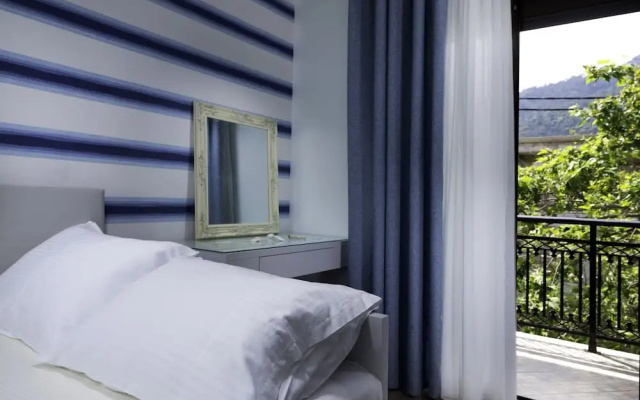 Kamelia & Semeli Hotel