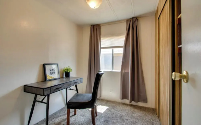 Rosamond Vacation Rental w/ Grill, Near Vineyards!