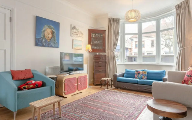 Spacious Property in Kensal Green