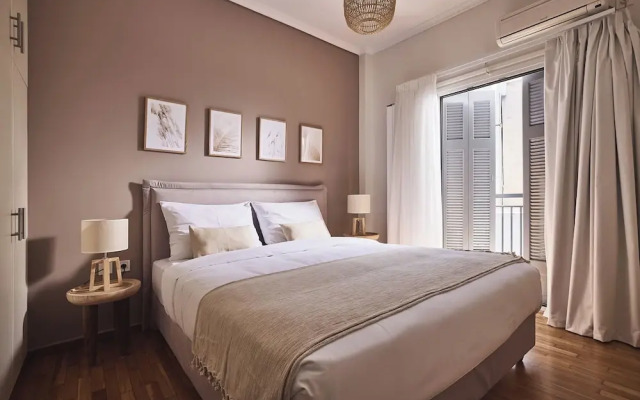 Kova Residence, Acropolis by Aura Homes