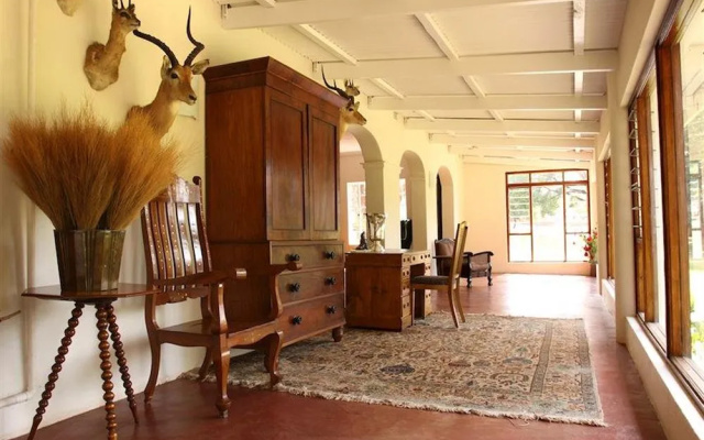 Thorn Tree Lodge