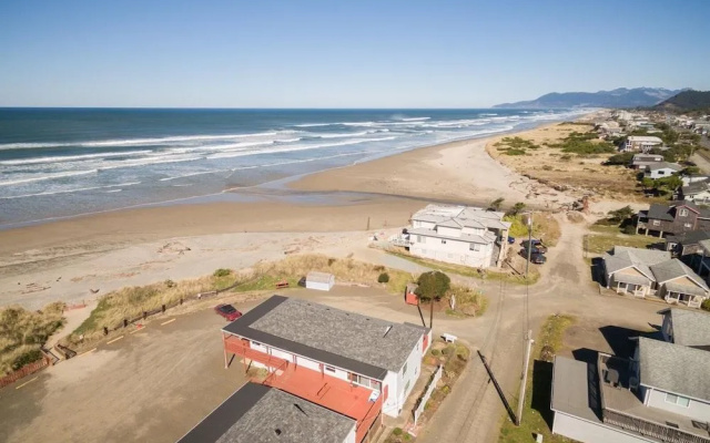 Getaway Oceanfront Lodging