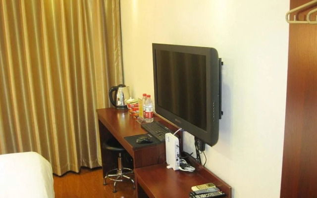 Huijia Business Hotel (Handan Wanda Plaza Melody City Branch)