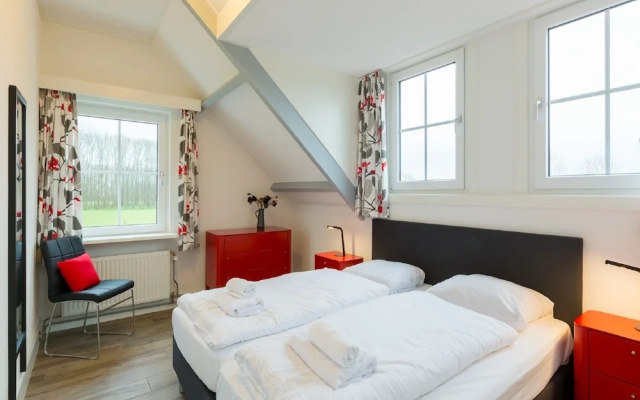 Very Comfortable and Cosy Holiday Home Just Outside Oostkapelle