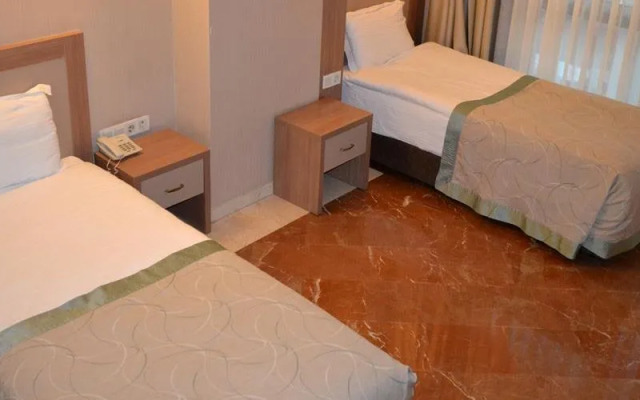 Engin Otel Izmir