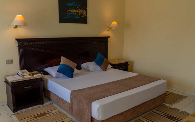 Cataract Resort Naama Bay