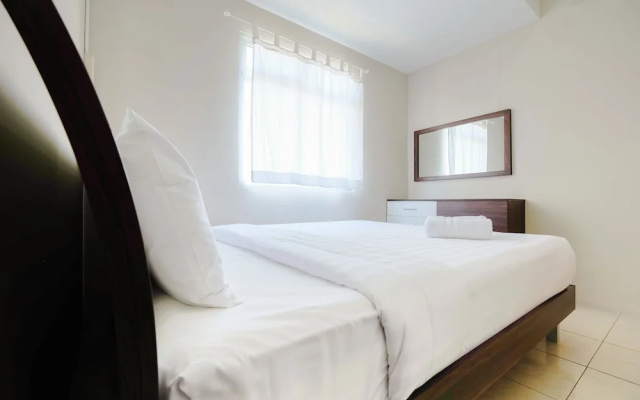 2 Bedrooms at Gading Greenhill Apartment by Travelio
