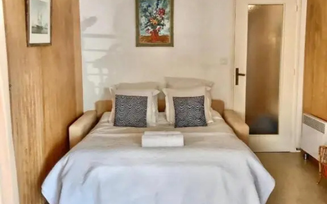 Apartment 2 bedroom, Bijou Plage, Cannes Croisette