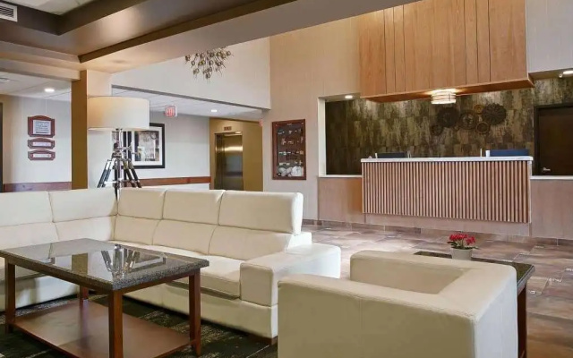 Days Inn by Wyndham Redwater