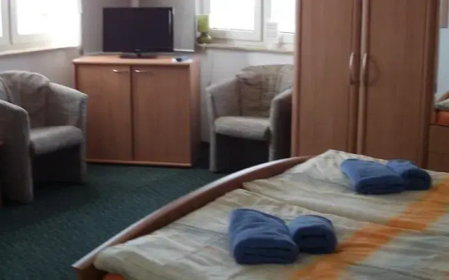 Pension-Marica