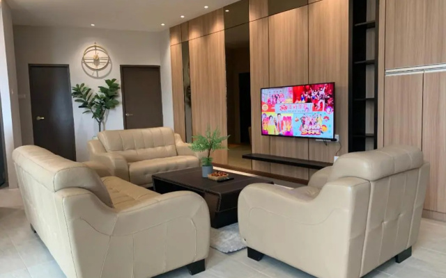 3Bedroom Rex Apartment 5min Drive to Vivacity