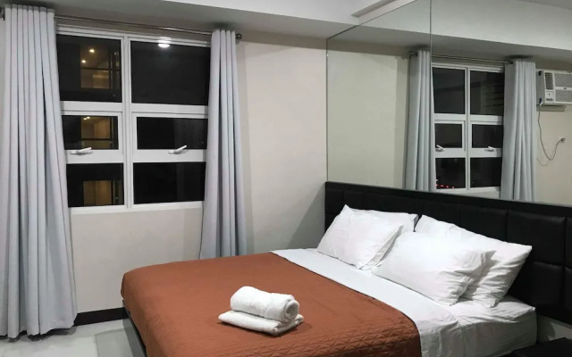 Condo 101 Newport Boulevard