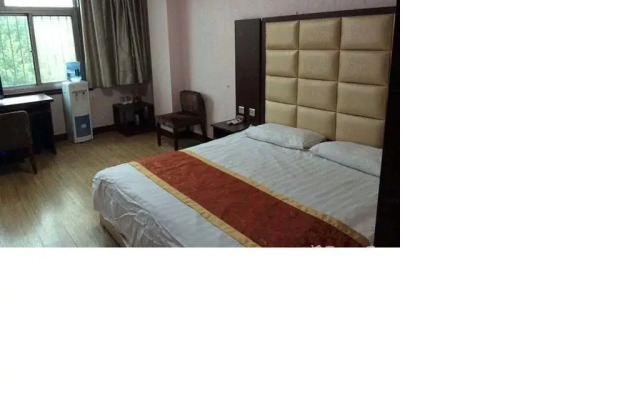 Yunyang Express Hotel