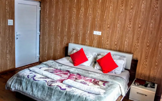 Hotel Vakratunda