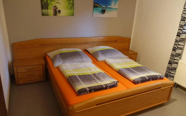 Ferienwohnung Jena-Zoellnitz