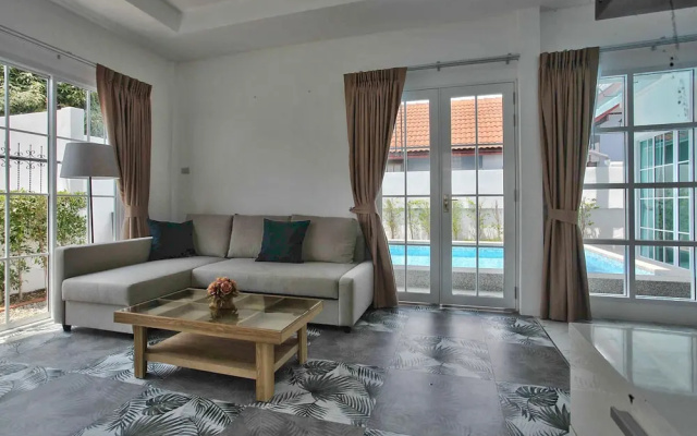 Pool Villa Pattaya - Walking Street C3