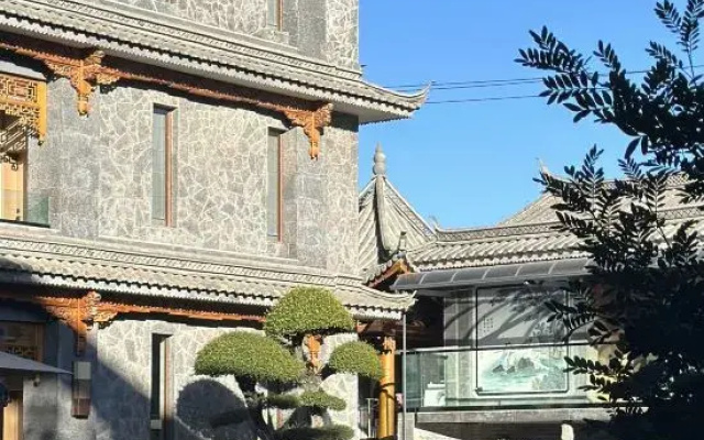 Utpala Pure Lotus Garden: Chinese Aesthetics & Seclusive Luxury Resort
