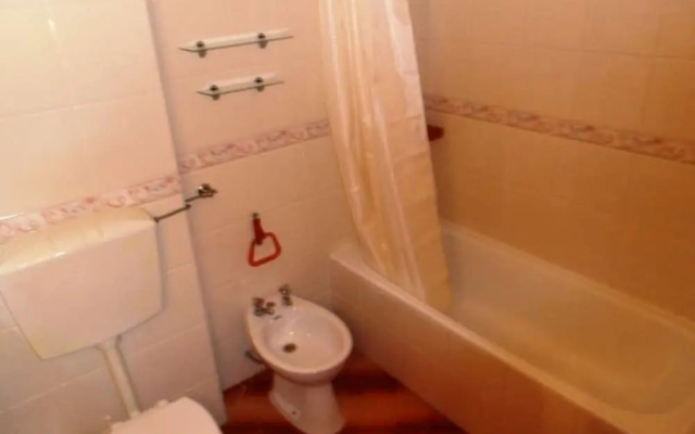Apartment - 2 Bedrooms with Sea views - 101763