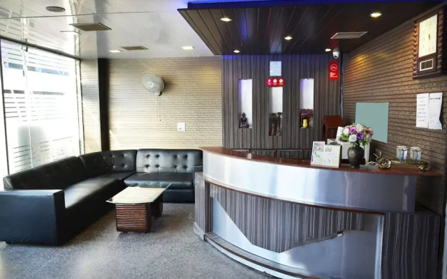 Hotel Mittaso by OYO Rooms