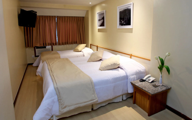 Mengo Palace Hotel