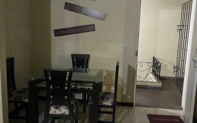 Friends Gather Hostal