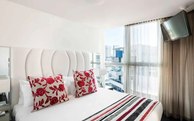 The Sebel Melbourne Docklands Hotel