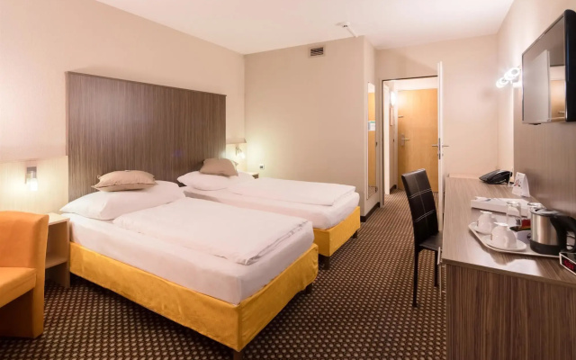 SLEEEP Hotel Vösendorf