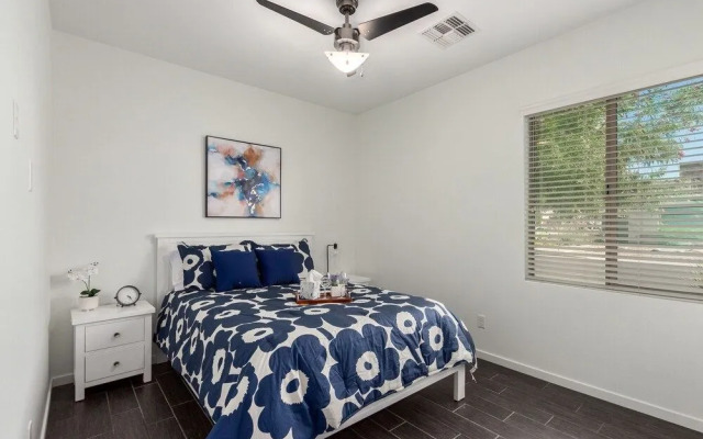 Merlot Gilbert 3 Bedroom Home by RedAwning